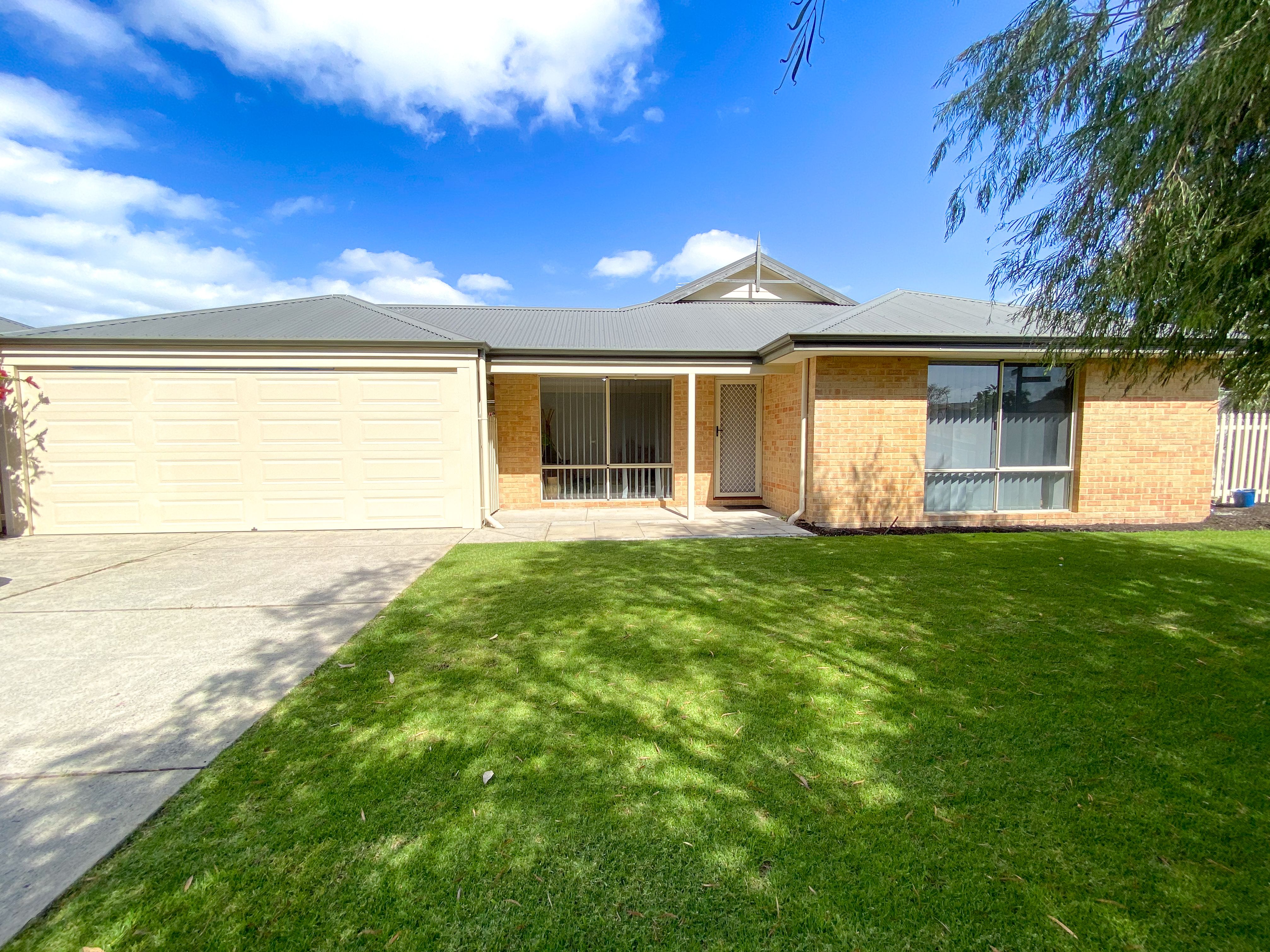 Stunning Renovated Home – Perfect for Families, Downsizers or Investors!